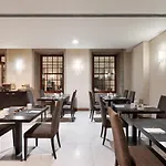 Eurostars Artes Отель Порту