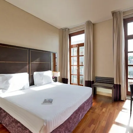 Hotel Eurostars Artes 4*