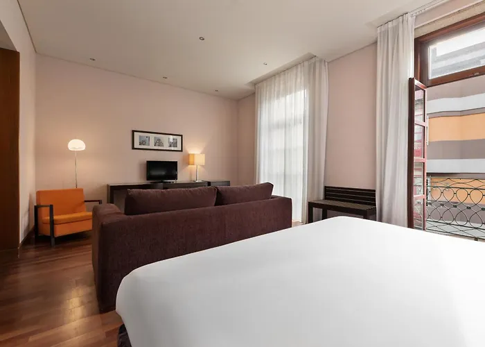 Отель Eurostars Artes 4*