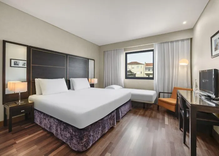 Отель Eurostars Artes 4*