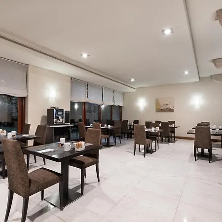 Eurostars Artes Szálloda Porto