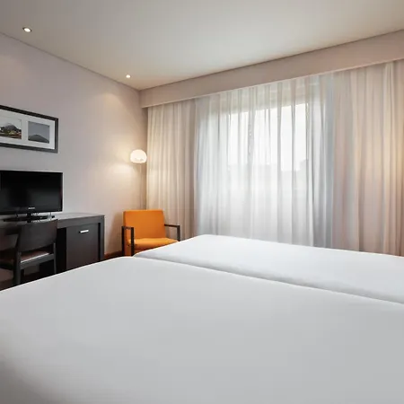 Eurostars Artes Szálloda 4*