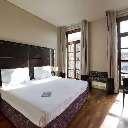 Eurostars Artes Szálloda Porto